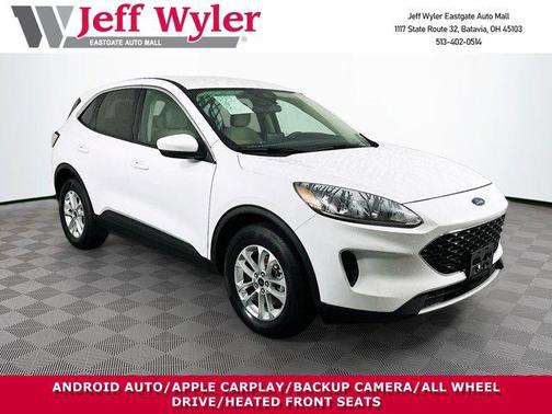 2020 Ford Escape SE