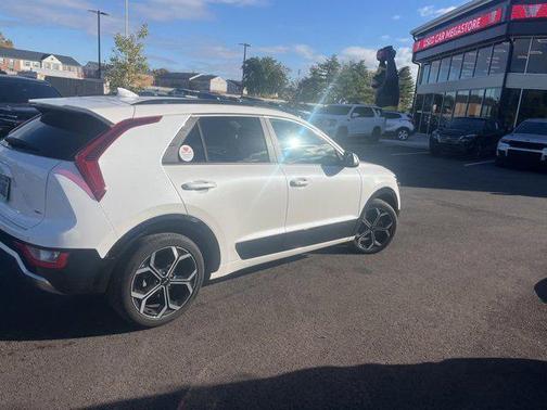 2023 Kia Niro Touring
