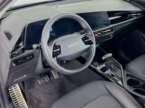 2023 Kia Niro Touring