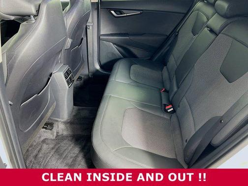 2023 Kia Niro Touring