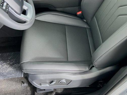 2025 Hyundai SANTA FE SEL 2.4