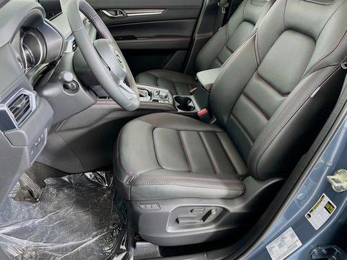 2025 Mazda CX-5 Carbon Edition
