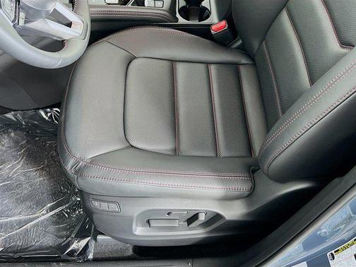 2025 Mazda CX-5 Carbon Edition