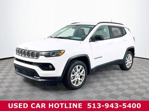 2024 Jeep Compass Latitude Lux