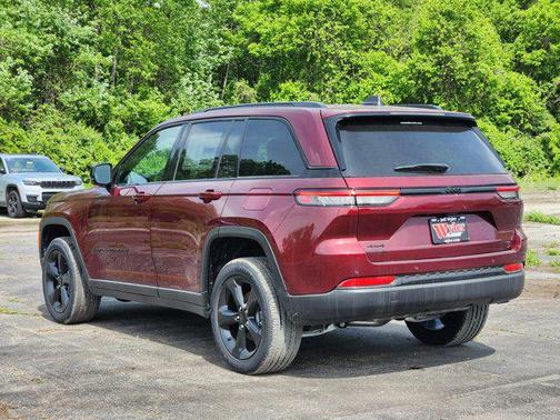 2025 Jeep Grand Cherokee Altitude