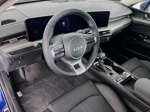 2025 Kia K5 EX