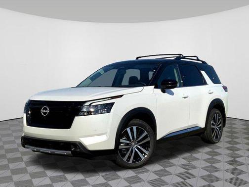 2025 Nissan Pathfinder Platinum 4WD
