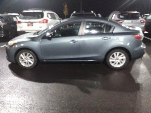 2013 Mazda Mazda3 i Sport