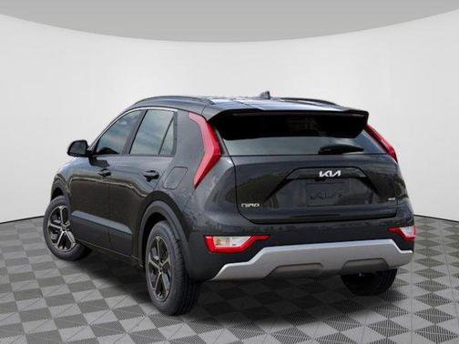 2025 Kia Niro EX