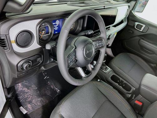 2026 Jeep Gladiator Willys 4x4