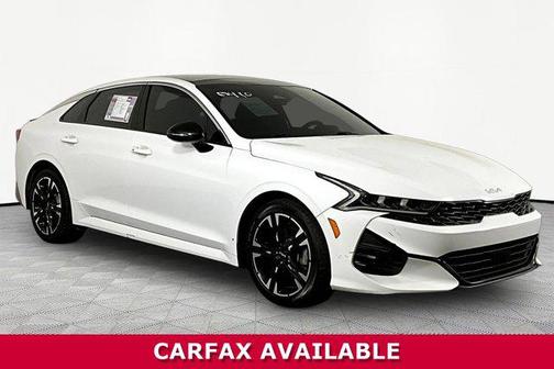 Glacial White Pearl 2024 Kia K5 GT-Line