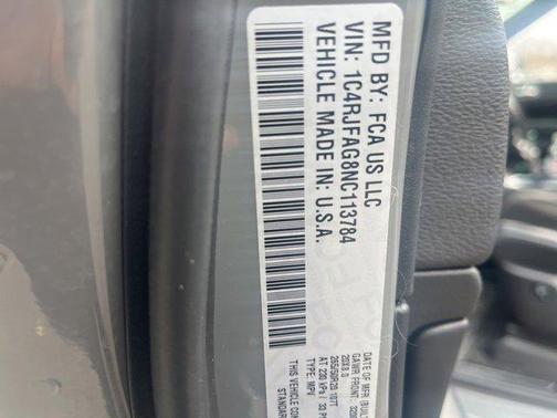 2022 Jeep Grand Cherokee Laredo