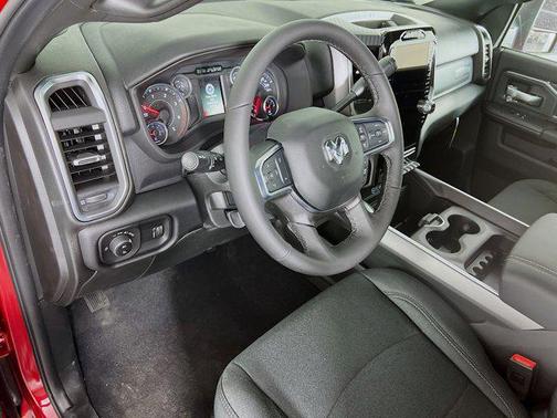 2026 RAM 2500 Tradesman Crew Cab 4x4 8' Box