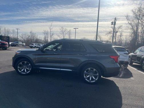 2020 Ford Explorer Platinum