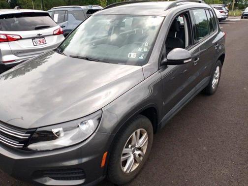 2016 Volkswagen Tiguan S