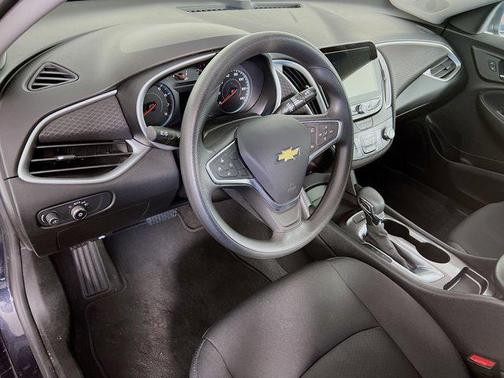 2022 Chevrolet Malibu 1LS