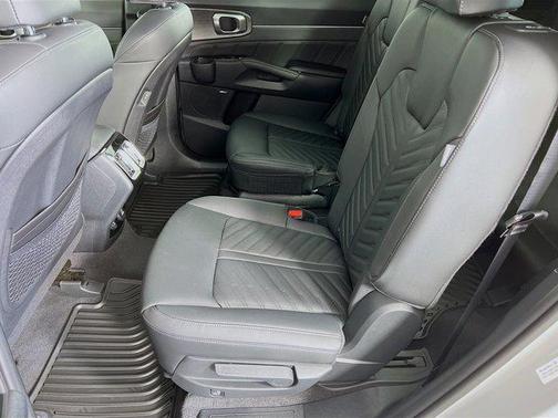 2026 Kia Sorento SX
