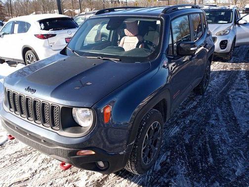 2023 Jeep Renegade Trailhawk