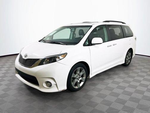 2014 Toyota Sienna SE