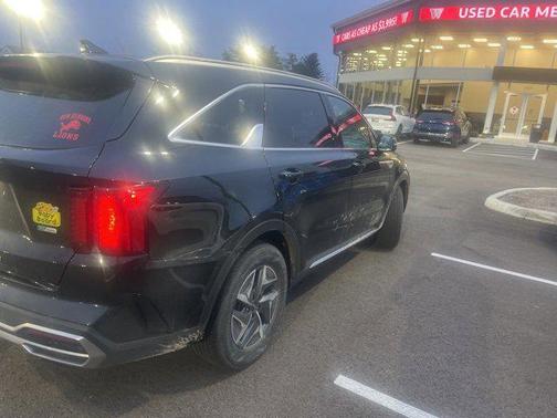 2022 Kia Sorento Hybrid S