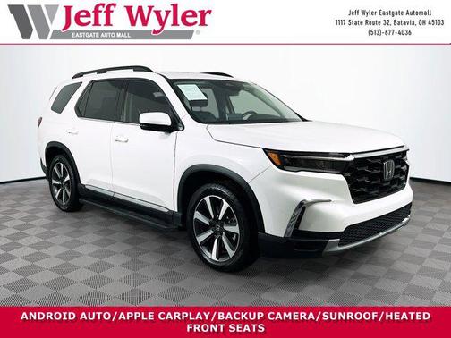 2023 Honda Pilot Touring 8-Passenger