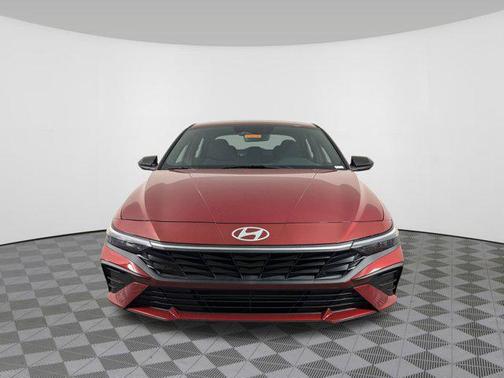 2025 Hyundai ELANTRA Sport