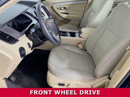 2016 Ford Taurus SE