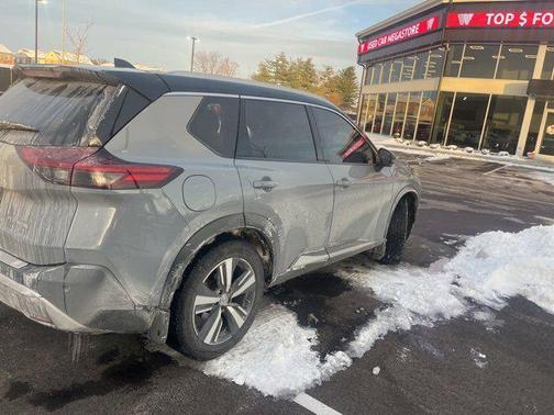 2022 Nissan Rogue Platinum