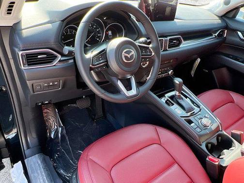 2025 Mazda CX-5 Carbon Edition