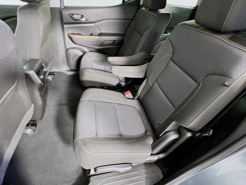 2023 GMC Acadia FWD SLE