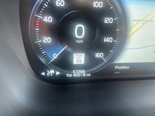 2018 Volvo XC60 Recharge Plug-In Hybrid T8 Inscription