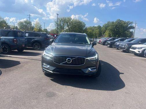 2018 Volvo XC60 Recharge Plug-In Hybrid T8 Inscription