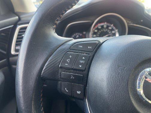 2016 Mazda Mazda3 i Touring