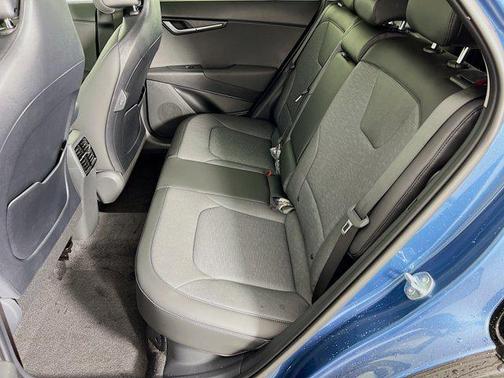 2025 Kia Niro Touring