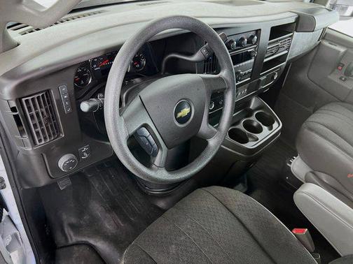 2024 Chevrolet Express 2500 RWD 2500 Regular Wheelbase WT