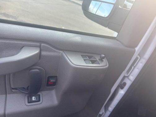 2024 Chevrolet Express 2500 RWD 2500 Regular Wheelbase WT