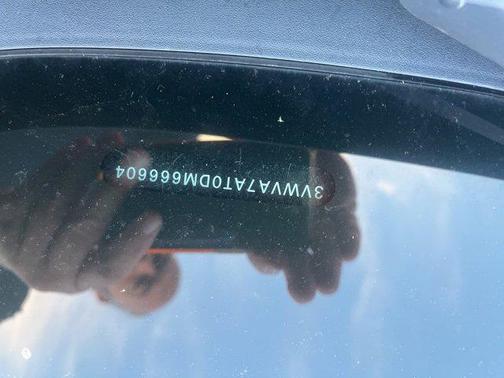 2013 Volkswagen Beetle 2.0T Turbo