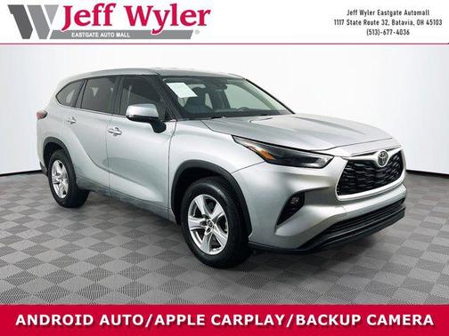 2024 Toyota Highlander LE