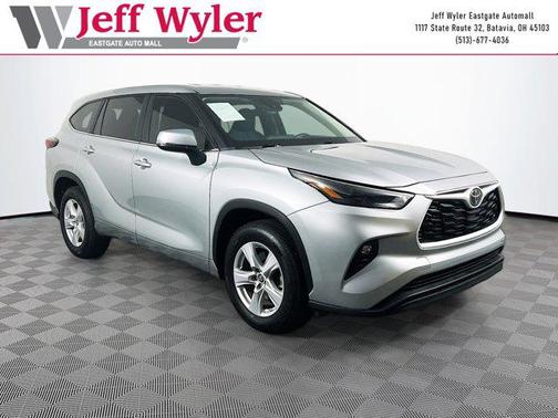 2024 Toyota Highlander LE