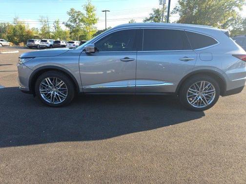 2022 Acura MDX Advance Package