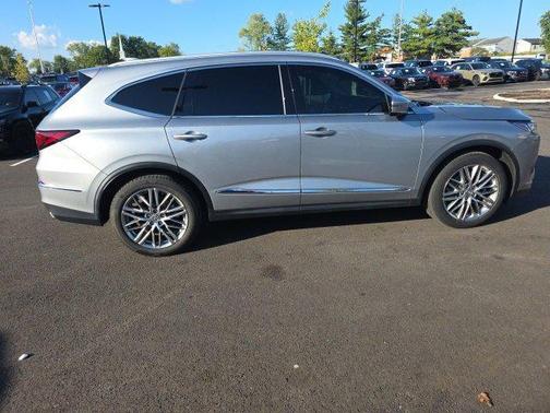 2022 Acura MDX Advance Package