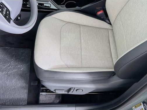 2025 Kia Niro Touring