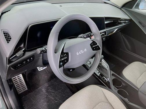 2025 Kia Niro Touring
