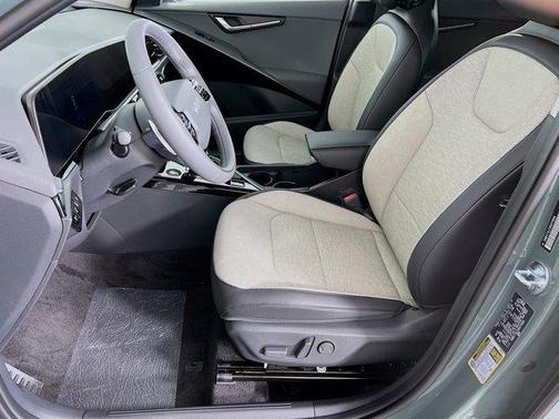 2025 Kia Niro Touring