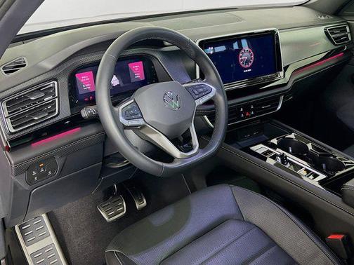 2024 Volkswagen Atlas Cross Sport 2.0T SEL