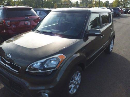 2013 Kia Soul +