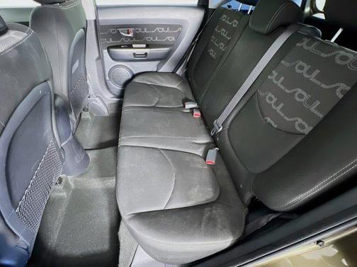 2013 Kia Soul +