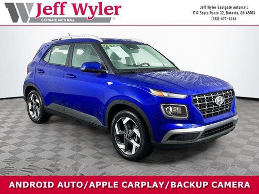 2025 Hyundai VENUE SEL