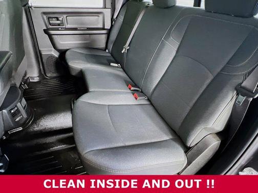 2022 RAM 2500 Tradesman Crew Cab 4x4 6'4' Box
