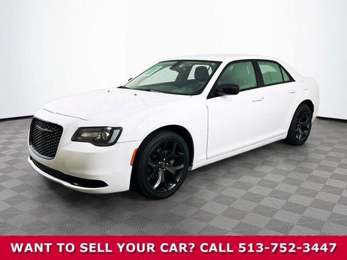 2023 Chrysler 300 Touring